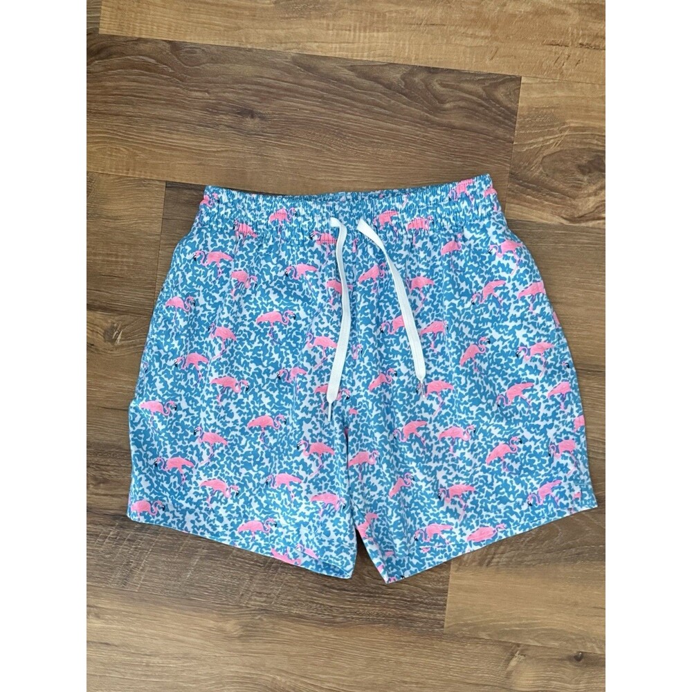 Men’s Chubbies The Domingos Are For Flamingos 5.5” Classic Swim Trunk Small
